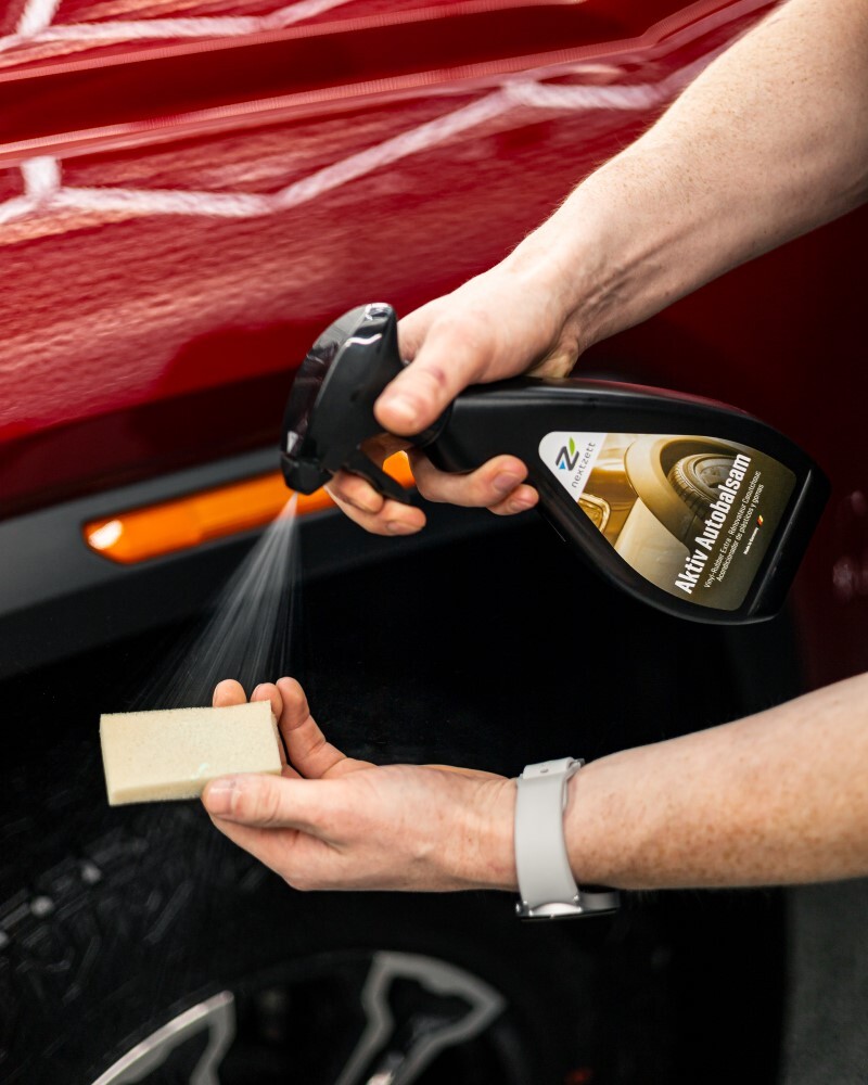 Nextzett Vinyl Rubber Extra water based plastic, vinyl, and tire shine protectant